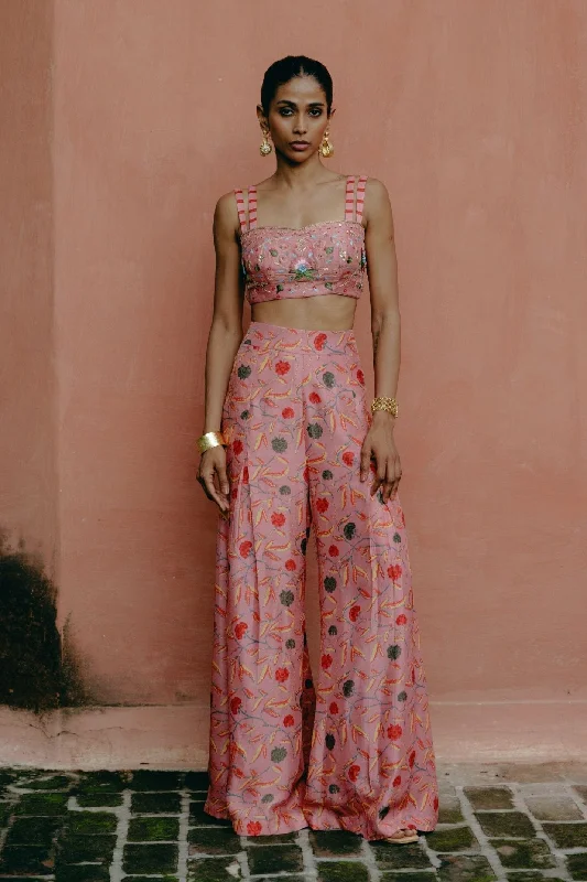 Dusty rose crop top + pleated pants Welt Pockets Slit Pockets Flap Pockets