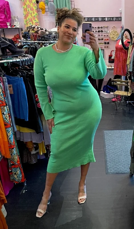 The Lullaby Club Vibrant Seafoam Green Sweater Dress with Open Back, Size L/XL Stylish Fashionable Trendy The Lullaby Club Vibrant Seafoam Green Sweater Dress with Open Back, Size L/XL Stylish Fashionable Trendy
