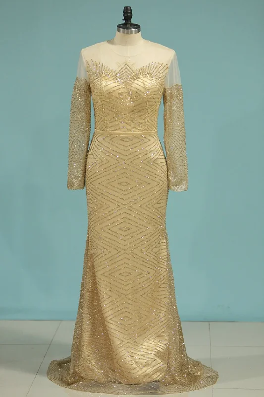 New Arrival Prom Dress Scoop Long Sleeves Sweep Train Sequins