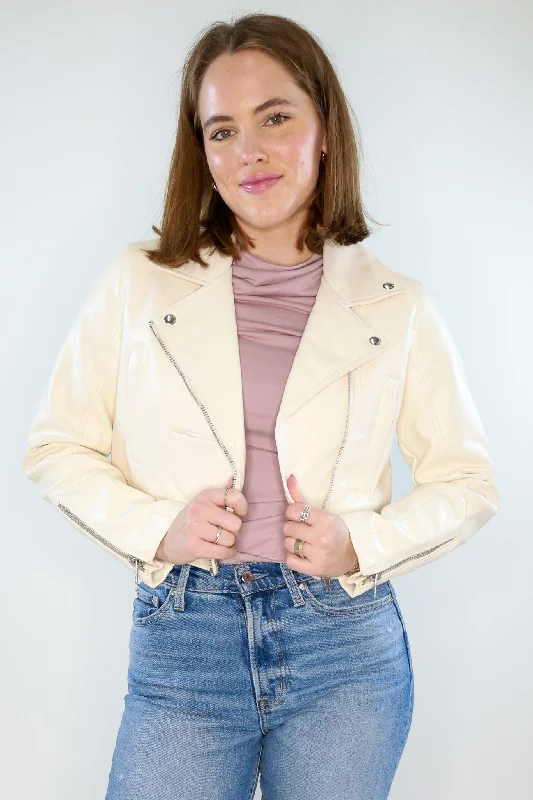 High Cloud Jacket Zippered Jacket Buttoned Jacket Snapped Jacket