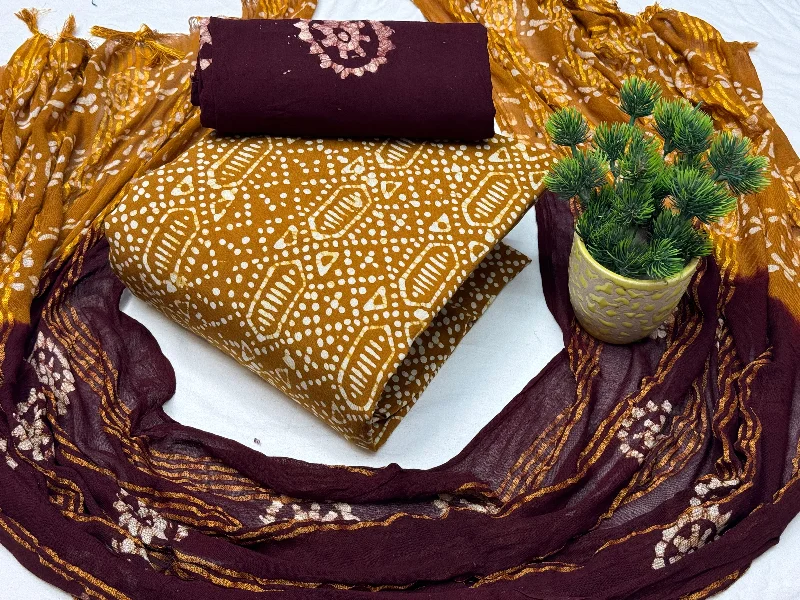 Mustard-Maroon