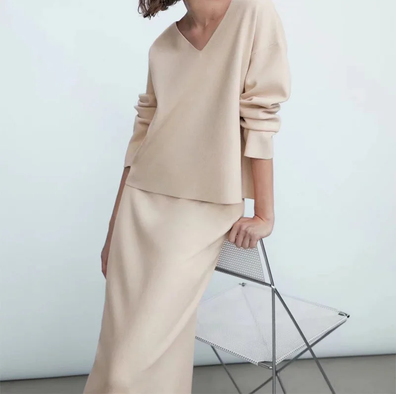 Basic V-Neck Sweater Plain Pullover Long-Sleeved Women Casual Knittwear Bardot Neck Top