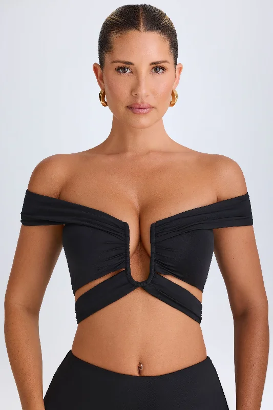 Cut-Out Off-Shoulder Crop Top in Black Elegant Classic Vintage