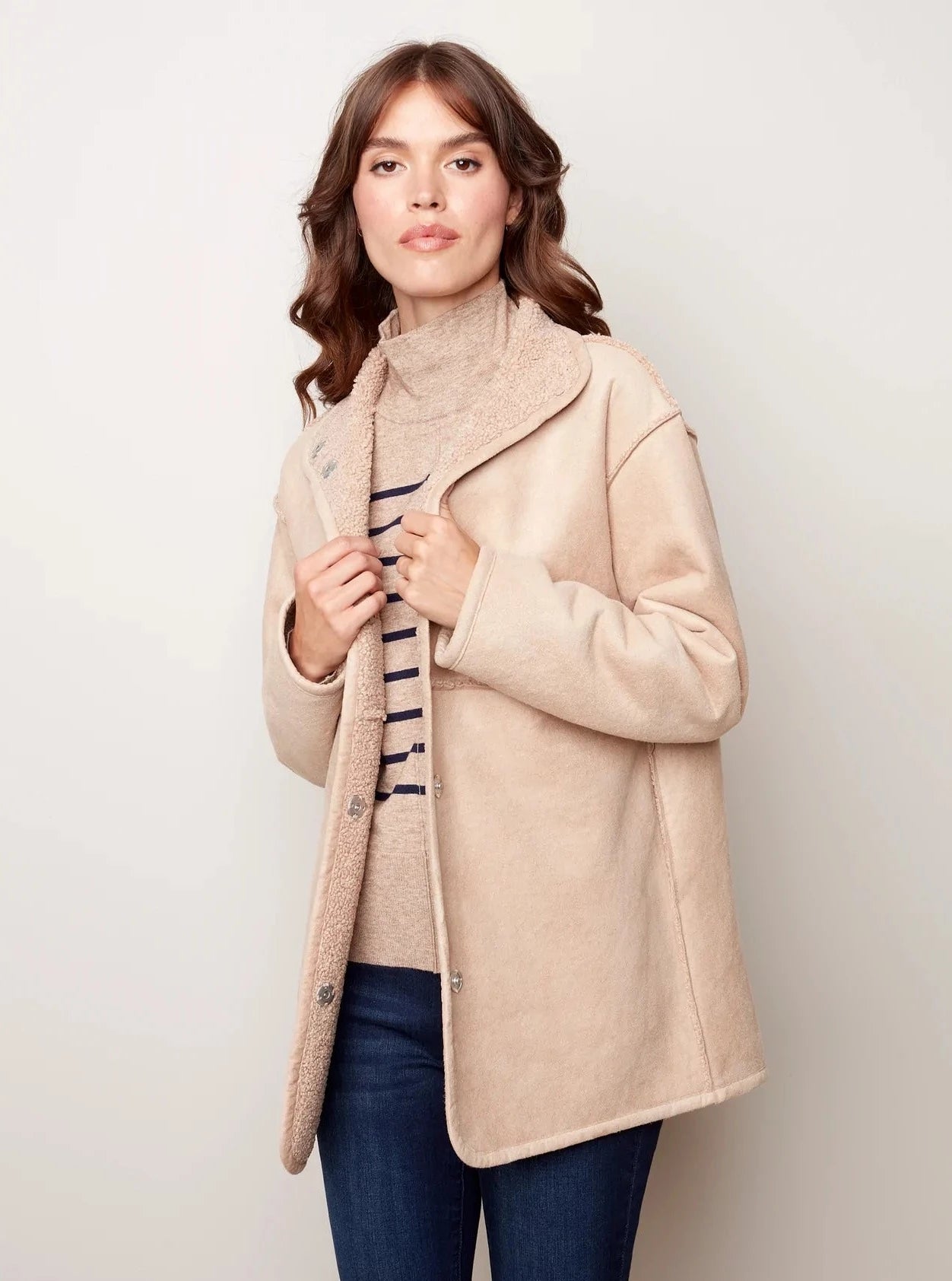 Faux Suede Sherpa Reversible Jacket [Oat-C6229] Print Jacket Jacquard Jacket Embroidered Jacket
