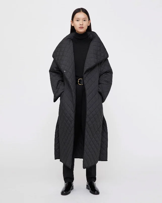 QUILTED COAT / BLACK