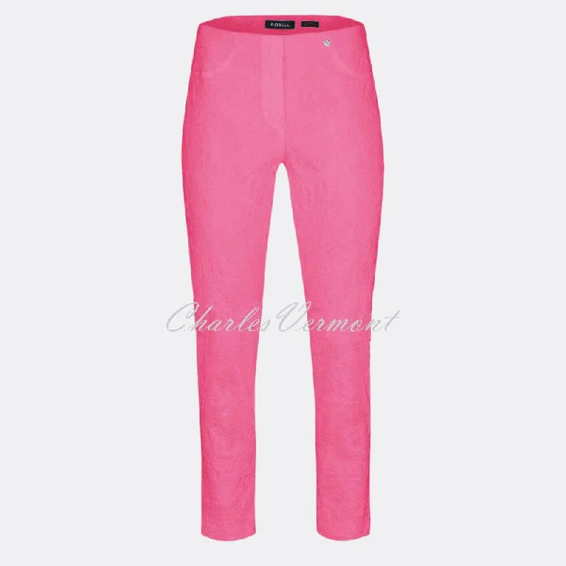 Robell Bella 09 – 7/8 Cropped Trouser 51560-54401-430 (Flamingo Pink Leaf Jacquard)