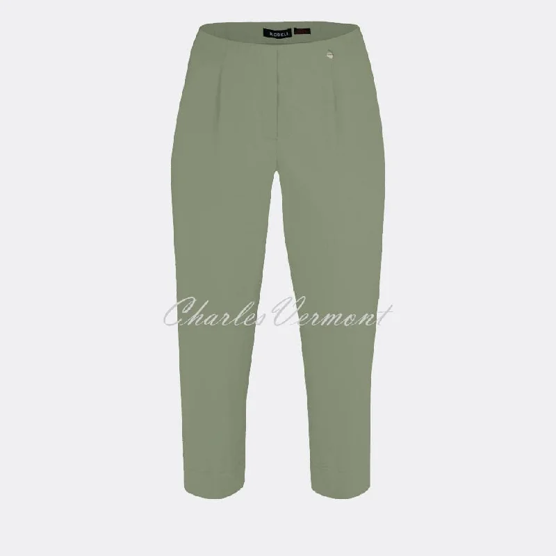 Robell Marie 07 – Cotton Rich Capri Trouser 51664-54056-881 (Ivy Green)