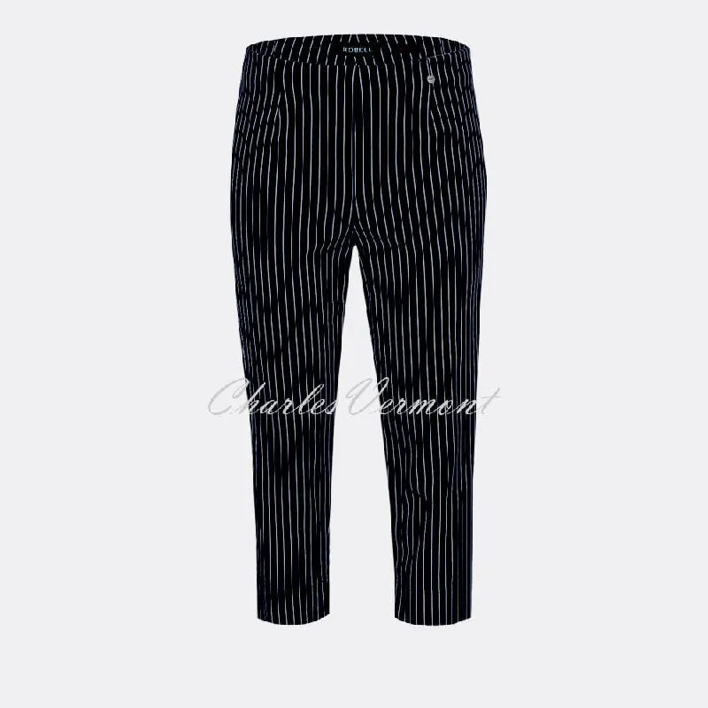 Robell Marie 07 Pinstripe Capri Trouser 51659-54567-69 (Navy / White)