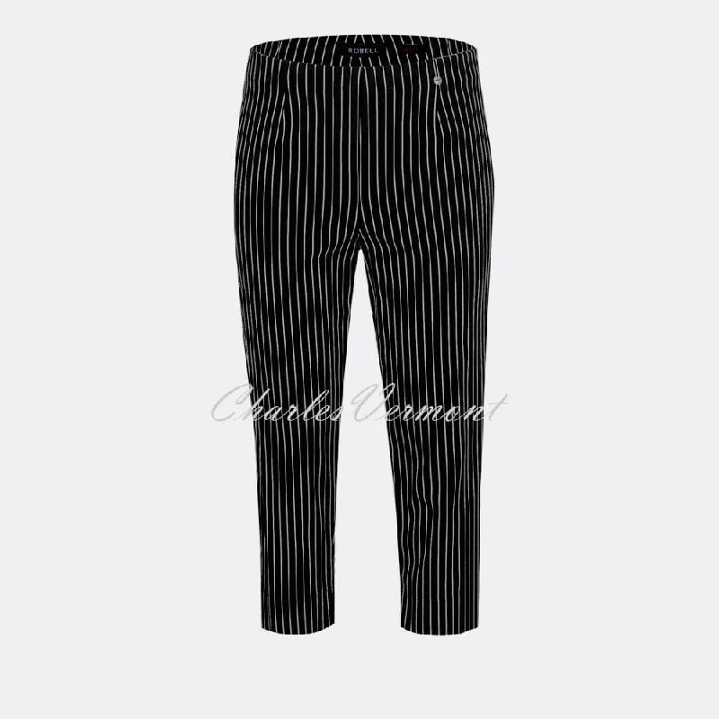 Robell Marie 07 Pinstripe Capri Trouser 51659-54567-90 (Black /White)