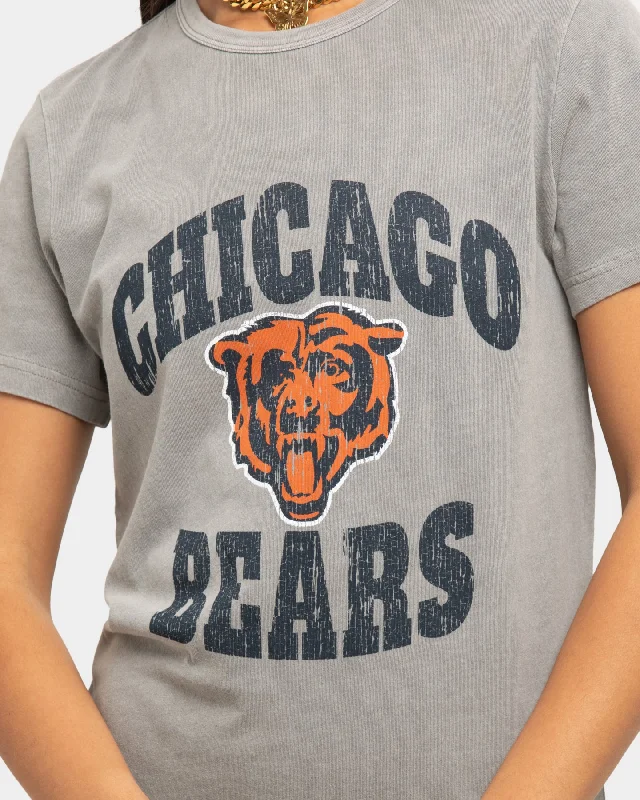 Majestic Athletic Women's Chicago Bears Vintage NFL Team T-Shirt Smoke