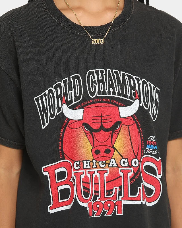 Mitchell & Ness Chicago Bulls World Champs Ball Vintage T-Shirt Vintage Black