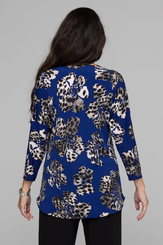 Cobalt Print 3/4 Sleeve Jersey Top